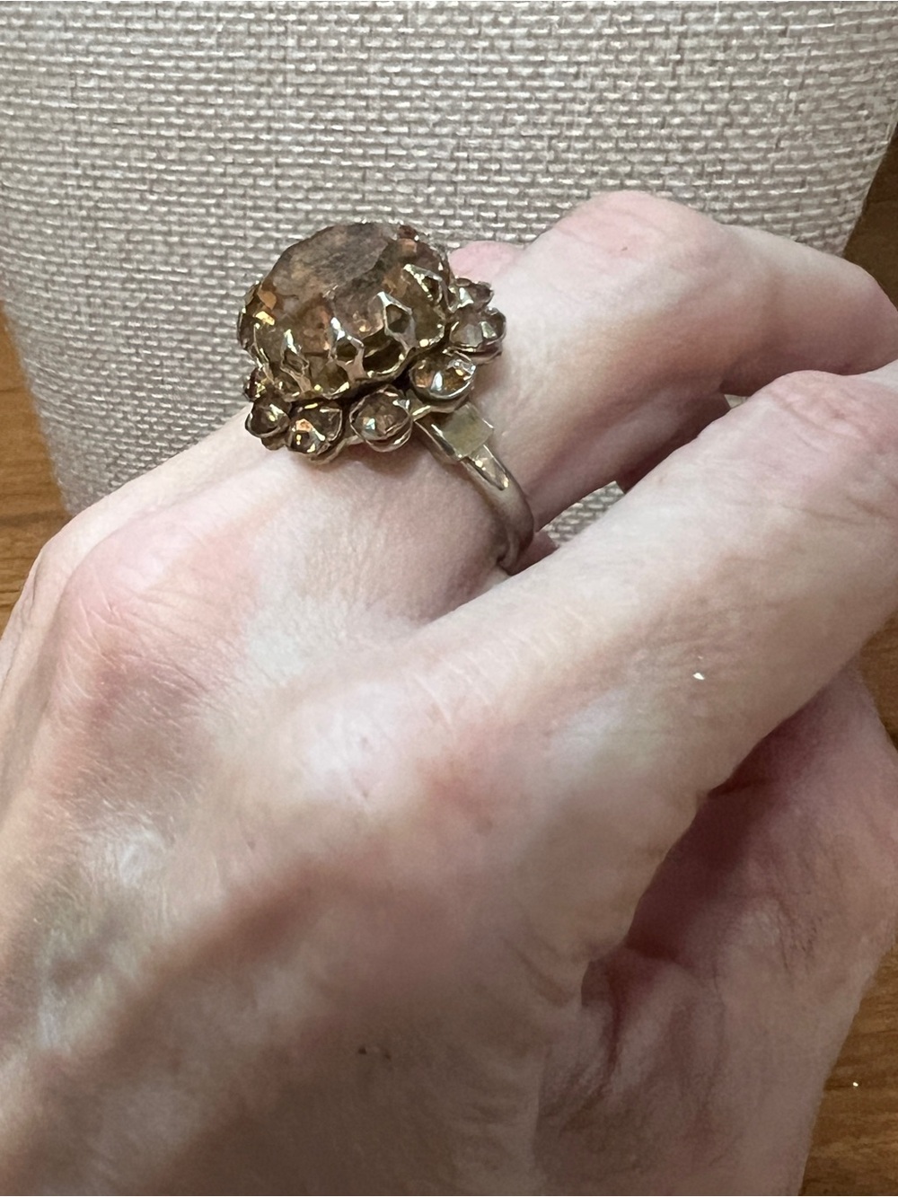 Vintage Gold-Tone Amber Crystal Cocktail Ring - Adjustable - Picture 9 of 10